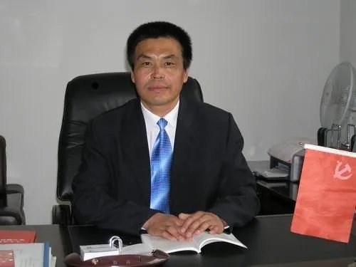 建三江二中的校园简介