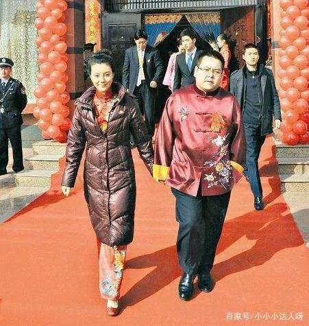 曾经的山西首富为跟车晓结婚花重金,巨额资产已经花完,现在怎样了?