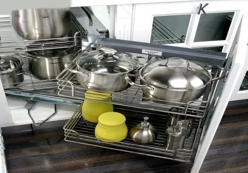 橱柜转角拉篮的实用性高吗 选择拉篮的4大注意要点