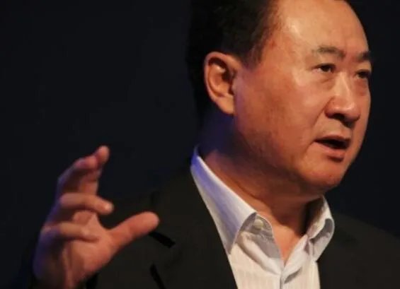 为什么有人说王健林欠银行很多钱?一辈子都还不完?真的吗?