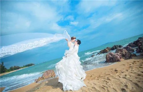 三亚婚纱照排行榜  去三亚拍婚纱照多少钱