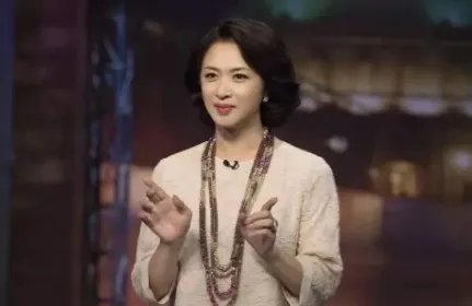 金星儿子被人嘲笑,你妈是男人变的,金星的儿子是什么反应?