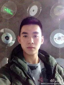 王耀光写词人