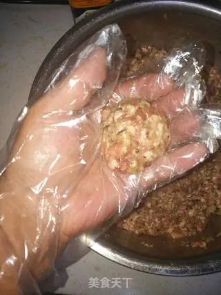 炸肉丸