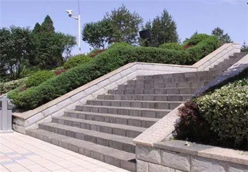 室外台阶高度是多少