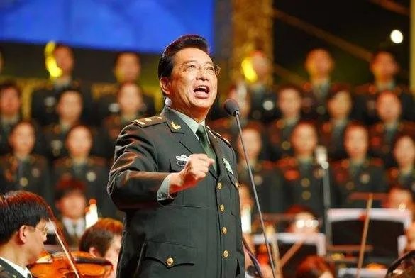 双脚踏上幸福路原唱歌词