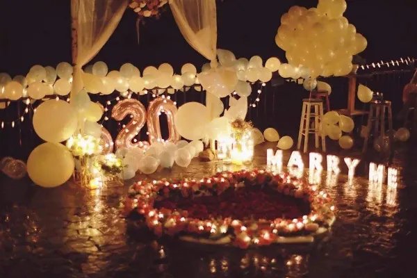 相恋10年，男朋友迟迟不求婚怎么办？