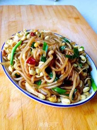 黄豆芽炒粉条