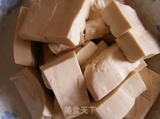 鲢鱼炖豆腐