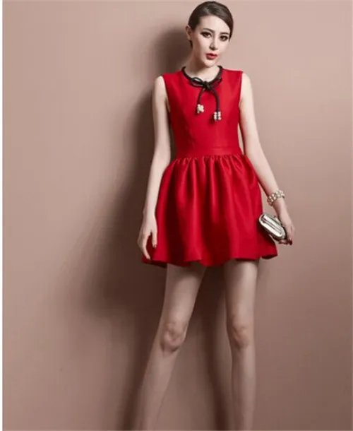 订婚礼服图片2017 订婚当天穿什么礼服好