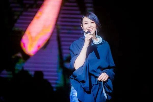 我为你付出的青春这么多年