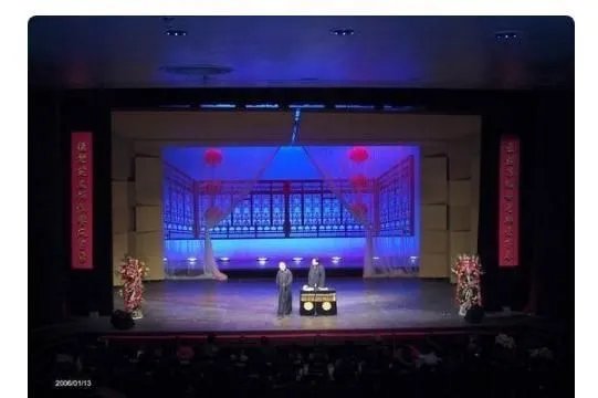 郭德纲成名之后闹过很多风波,为何好友于谦没有劝他?