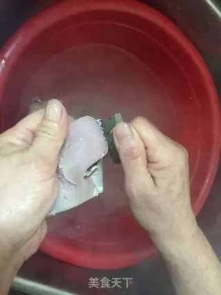 猪舌茶树菇汤
