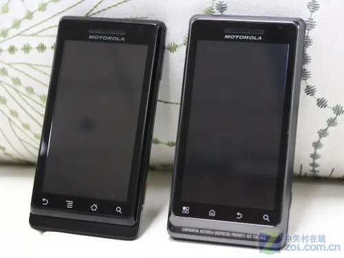 经典的延续 里程碑ME722/XT702对比评测