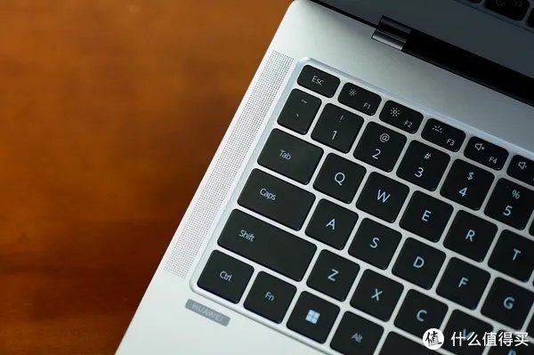 华为MateBook X Pro 2022款开箱评测:智慧办公重新定义生产力工具