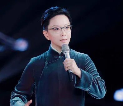 王佩瑜是京剧第一女老生,为什么这么说呢?