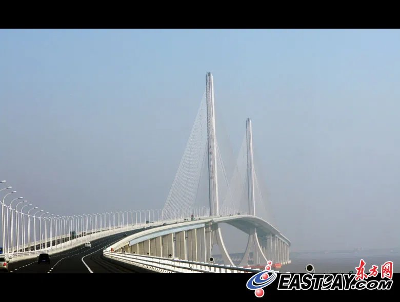 崇明长江大桥的介绍