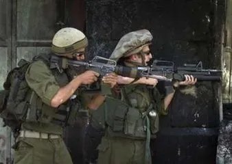 为什么以色列士兵戴的帽子是没有固定形状的？