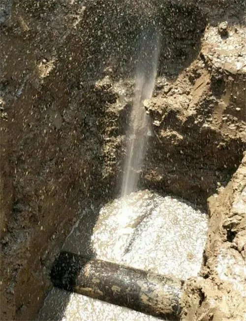 埋在地下的水管漏水怎么办