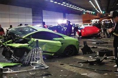 豪车被撞说免赔,近几年有哪些豪车被撞事件?
