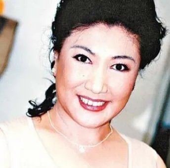 高秀敏葬礼上,曾经一滴泪没留的女儿,如今靠遗产生活的怎么样?