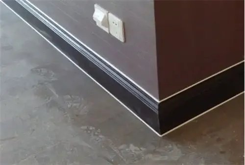 踢脚线一般多高
