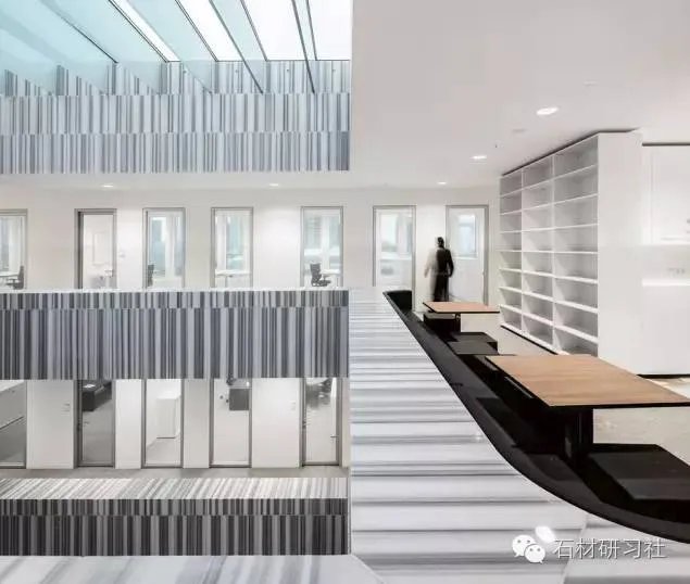 具有视觉延伸效果的直纹白大理石及装饰应用案例