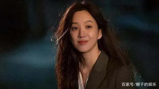 《我叫金三顺》中的微笑女王因整容变丑,如今怎样了?