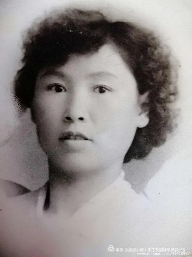 谁有自己妈妈年轻时候的照片,敢不敢晒一下?