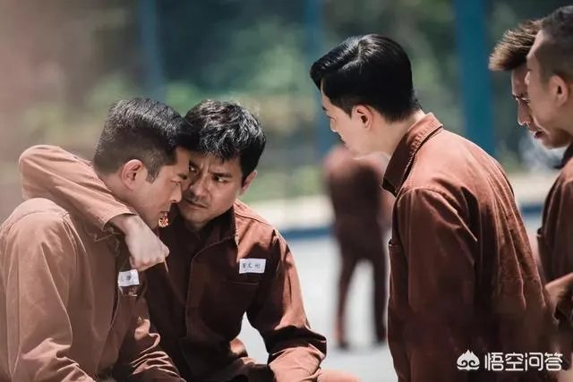 《反贪风暴4》电影中林家栋最后为什么要告诉林峯古天乐是ICAC的人?