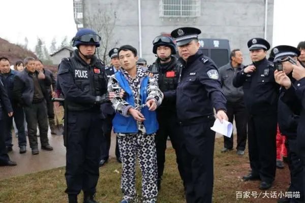 死刑犯被押赴刑场执行死刑时,内心是什么想法?