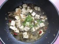 咸菜煮豆腐的做法