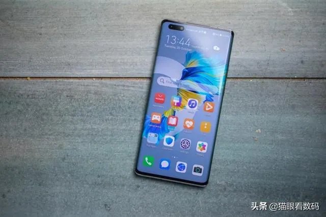 国产OLED屏和三星的差距有多大？你如何看待其中的差距？