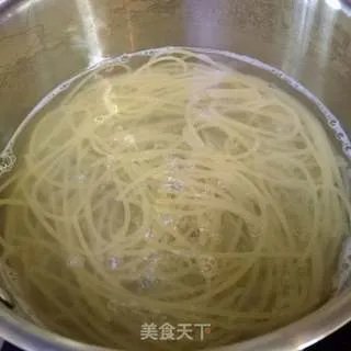 番茄意大利面