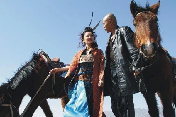 广场舞大妈为什么那么喜欢凤凰传奇?