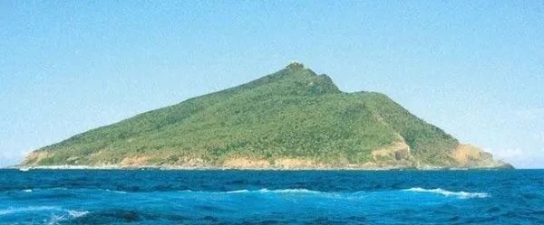 在钓鱼岛事件发生之后,中国政府实施哪些政策来抗衡?