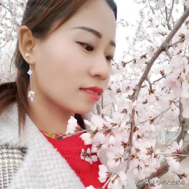 在你旅行的记忆里,哪里的女孩最美?