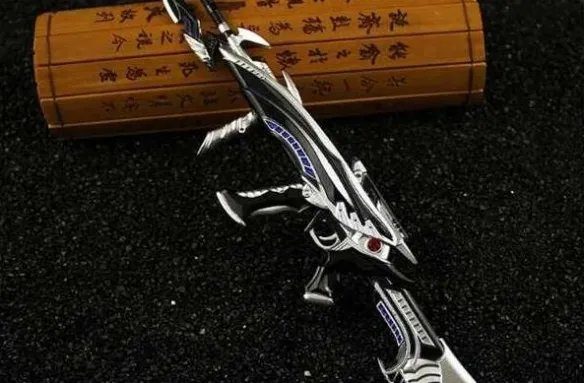 《CF》英雄武器大全列表介绍