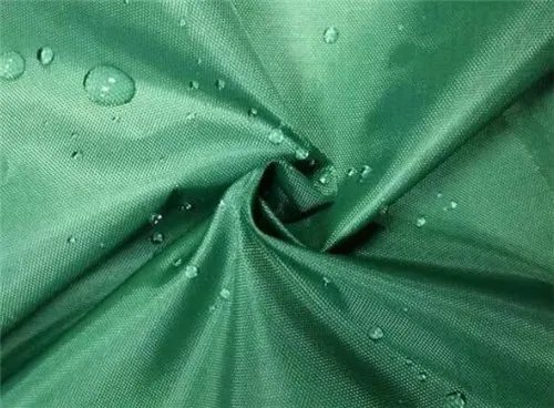 牛津布防水吗
