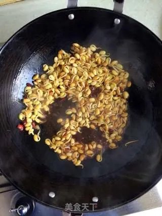 黄豆芽炒粉条