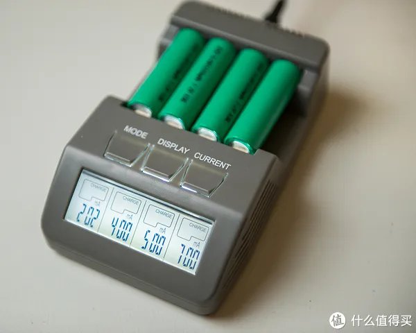智能充电器怎么用