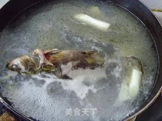 嘎鱼炖豆腐