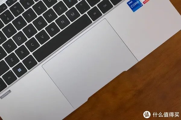 华为MateBook X Pro 2022款开箱评测:智慧办公重新定义生产力工具