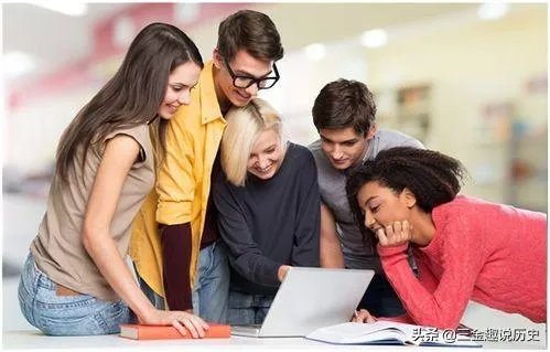 如何看待「国科大学生季某某在国外社交平台发表不当言论」?学生应有的素养有哪些?