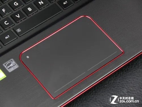 游戏界的火炎巨人 东芝Qosmio X70评测