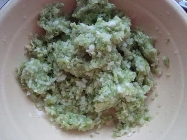 饺子怎么做好吃，大头菜饺子的家常做法