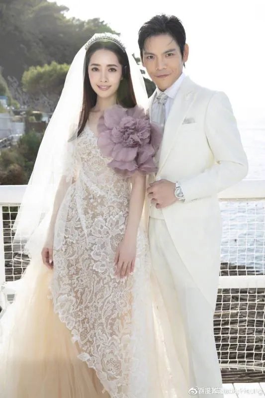 向佐和郭碧婷究竟是怎么认识的?