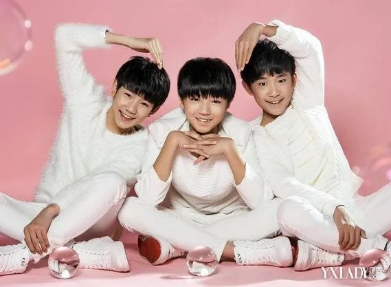 【组tfboys冰桶挑战冰块满满女朋友不心疼吗