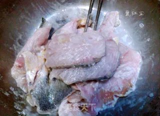 黄鱼煨面