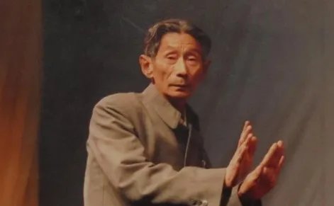 侯宝林与马三立相比如何呢?